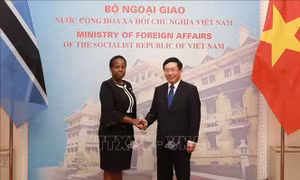 Việt Nam và Botswana nhất trí đưa quan hệ hợp tác song phương đi vào chiều sâu và hiệu quả