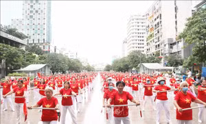 TP Hồ Chí Minh trước thách thức 'kép' về dân số - Bài cuối: Thích ứng với già hóa dân số