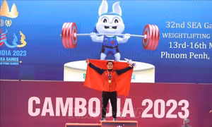 SEA Games 32: Đô cử Nguyễn Quốc Toàn giành HCV, phá 3 kỷ lục đại hội
