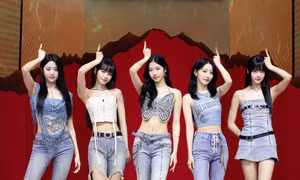Le Sserafim lập kỷ lục Kpop tại Mỹ với album 'UNFORGIVEN'