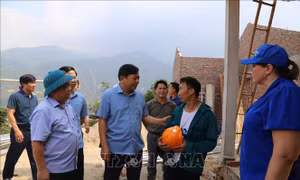 Trên 500.000 USD hỗ trợ các hộ dân Lào Cai xây nhà mới sau bão Yagi