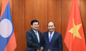 Thủ tướng Lào thăm Việt Nam và đồng chủ trì Kỳ họp lần thứ 43 Ủy ban liên Chính phủ Việt Nam - Lào