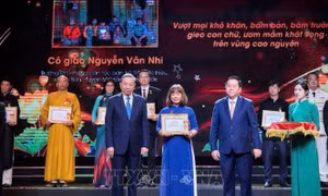 Học và làm theo Bác: Khát vọng cống hiến từ vùng đất khó M’Drắk