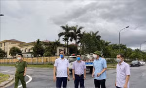 Hà Tĩnh: Tạm dừng một số dịch vụ, hoạt động không thiết yếu