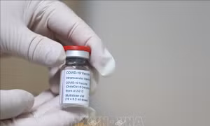 WHO khuyến nghị tiếp tục tiêm vaccine AstraZeneca