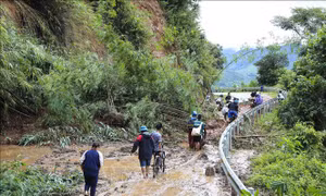 Điện Biên: Quốc lộ 12 tê liệt khiến công tác cứu hộ thiên tai gặp khó