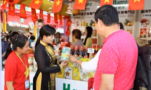 Gian hàng Việt Nam hút khách tại Hội chợ ẩm thực Hong Kong 2018