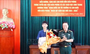 Mở tương lai tươi sáng cho học sinh nghèo vượt khó