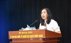 Phát triển mạng lưới giáo viên tiếng Việt ở nước ngoài ngày càng gắn kết và phát triển
