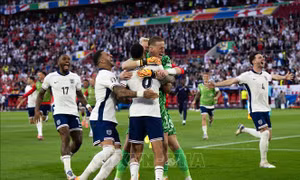 EURO 2024: HLV Southgate góp phần làm nên lịch sử bất chấp bị hoài nghi 