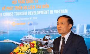 Khơi thông 'điểm nghẽn' để phát triển du lịch tàu biển