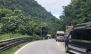 Khảo sát an toàn xe khách giường nằm hai tầng trên đường đèo núi