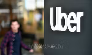 Uber hối thúc Nhật Bản nới lỏng dịch vụ chia sẻ xe