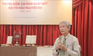 Toạ đàm Tưởng niệm 200 năm ngày mất Đại thi hào Nguyễn Du tại Thành phố Hồ Chí Minh
