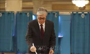 Ông Kassym-Jomart Tokayev đắc cử Tổng thống Kazakhstan