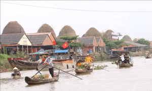 Đánh thức tiềm năng du lịch bền vững ở làng nghề trăm tuổi