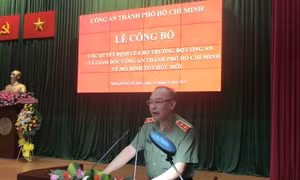 Công an TP Hồ Chí Minh công bố các quyết định của Bộ trưởng Bộ Công an về tổ chức cán bộ