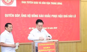 Ban Tuyên giáo và Dân vận Trung ương ủng hộ đồng bào khắc phục hậu quả bão lũ