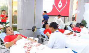 Doanh nghiệp Việt lan tỏa tinh thần sẻ chia vì cộng đồng tại Campuchia