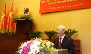 Ra sức học tập, nỗ lực phấn đấu và rèn luyện, không ngừng làm theo tư tưởng, đạo đức và phong cách của Chủ tịch Hồ Chí Minh