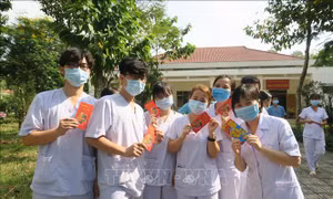 Tết nơi tuyến đầu chống dịch COVID-19