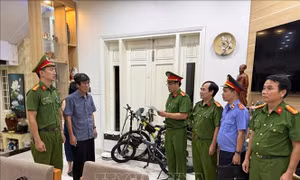 Khởi tố Giám đốc Ban quản lý dự án Đầu tư xây dựng và Phát triển đô thị TP Huế