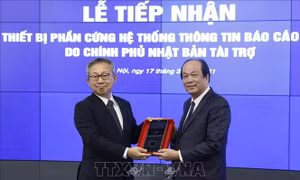 Tiếp nhận tài trợ trang thiết bị của Nhật Bản cho Hệ thống thông tin báo cáo Chính phủ