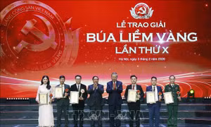 Tổng Bí thư Tô Lâm dự Lễ tuyên dương Bí thư Chi bộ xuất sắc và trao Giải Búa liềm Vàng lần thứ X
