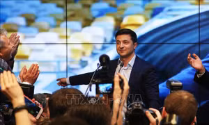 Bầu cử tổng thống Ukraine: Lãnh đạo nhiều nước chúc mừng danh hài Volodymyr Zelensky