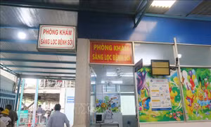TP Hồ Chí Minh: Dịch sởi tiếp tục gia tăng, lo thiếu thuốc điều trị