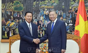 Bộ Công an Việt Nam và Bộ Công an Lào tăng cường hợp tác