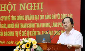 Phát huy vai trò của nhân dân trong đấu tranh chống tham nhũng 