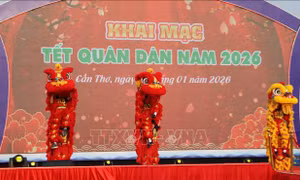 Ấm áp Tết sum vầy - Xuân ơn Đảng