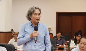 Chủ động tạo diễn đàn, không để mạng xã hội lấn át tiếng nói phê bình chính thống