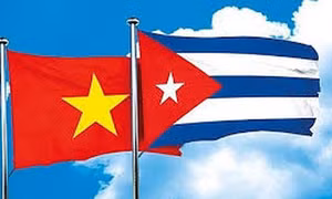 Chủ tịch Quốc hội Vương Đình Huệ chúc mừng Quốc khánh nước Cộng hòa Cuba