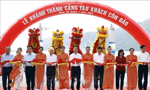 Chủ tịch nước Võ Văn Thưởng làm việc tại huyện Côn Đảo