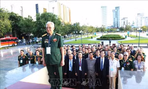 Đoàn cựu quân tình nguyện, cựu chuyên gia Việt Nam thăm hai tỉnh của Campuchia