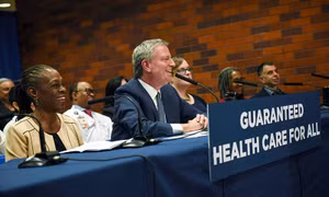 New York 'hồi sinh' chương trình chăm sóc sức khỏe 'Obamacare' 