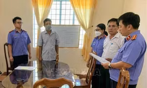 Cần Thơ: Bắt nguyên Chi cục trưởng Thi hành án dân sự huyện Thới Lai