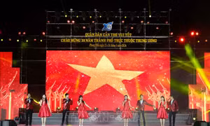 Khai mạc Tết quân dân 2024 chào mừng 20 năm thành phố Cần Thơ trực thuộc Trung ương