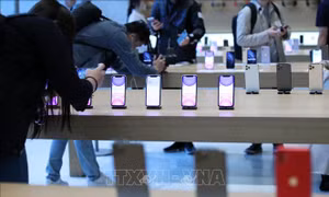 Apple tạm đóng cửa hệ thống bán lẻ bên ngoài Trung Quốc