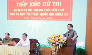 Thủ tướng Phạm Minh Chính tiếp xúc cử tri thành phố Cần Thơ