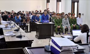 Phúc thẩm vụ đánh bạc nghìn tỷ: Hai bị cáo Phan Sào Nam, Nguyễn Văn Dương xin vắng mặt 