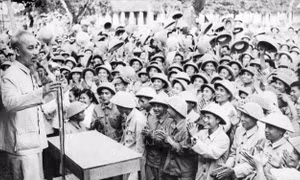 Chủ tịch Hồ Chí Minh - Người sáng lập và rèn luyện Quân đội nhân dân Việt Nam
