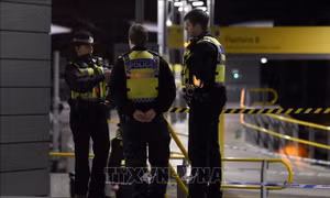 Bắt giữ nghi can tấn công bằng dao tại Manchester trong đêm giao thừa