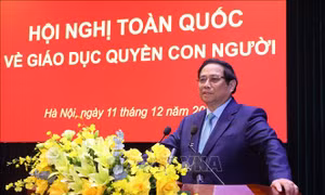 Thủ tướng: Bảo vệ và giáo dục quyền con người là nhiệm vụ của toàn dân, có tính toàn diện, bao trùm 