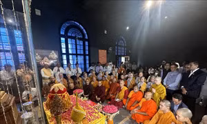 Xá lợi Đức Phật trở về Ấn Độ, khép lại hành trình hành hương lịch sử tại Việt Nam          