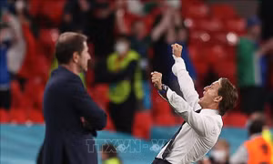 EURO 2020: 'Ngôi đền huyền thoại' chờ đợi HLV Roberto Mancini 
