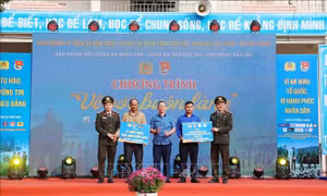 Sôi nổi các hoạt động an sinh xã hội trong Chương trình 'Về với buôn làng'