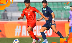 'Vua giải trẻ' Quốc Việt khẳng định mình ở U20 Việt Nam